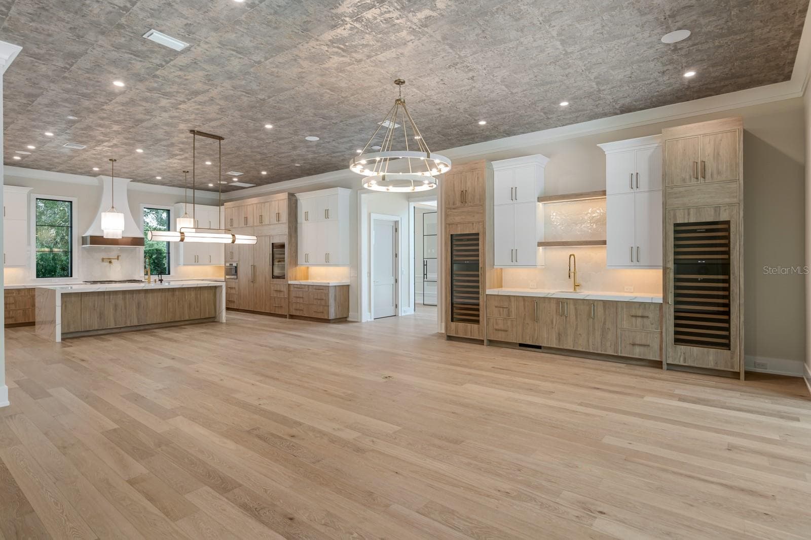 Great Room/Dining/Kitchen - 698 N NEW YORK AVE, WINTER PARK