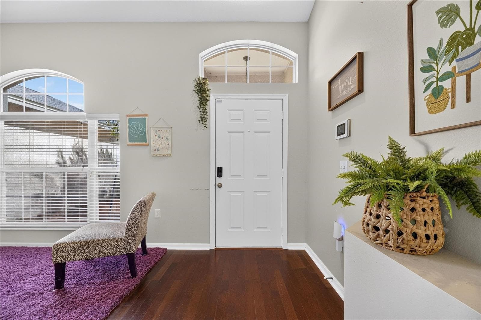 Single Family Residence at 22240 WILLOW LAKES DR, LUTZ, photo 4 of 58