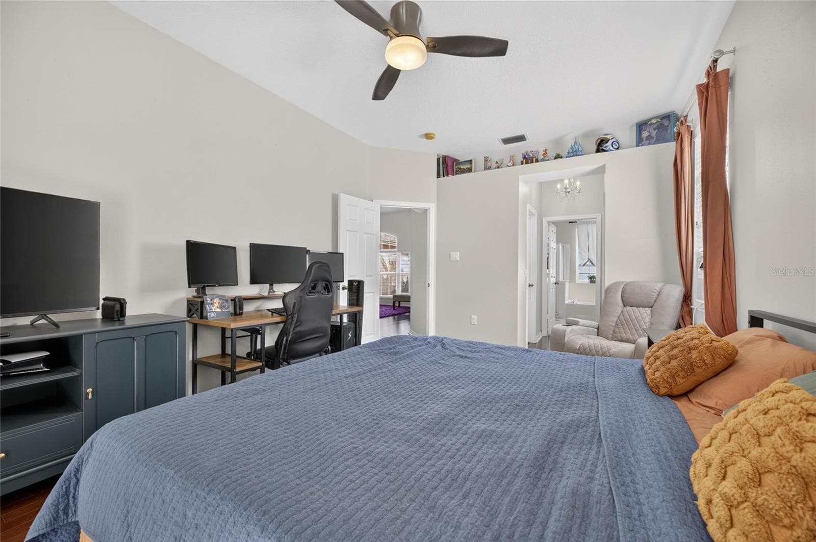 Single Family Residence at 22240 WILLOW LAKES DR, LUTZ, photo 30 of 58