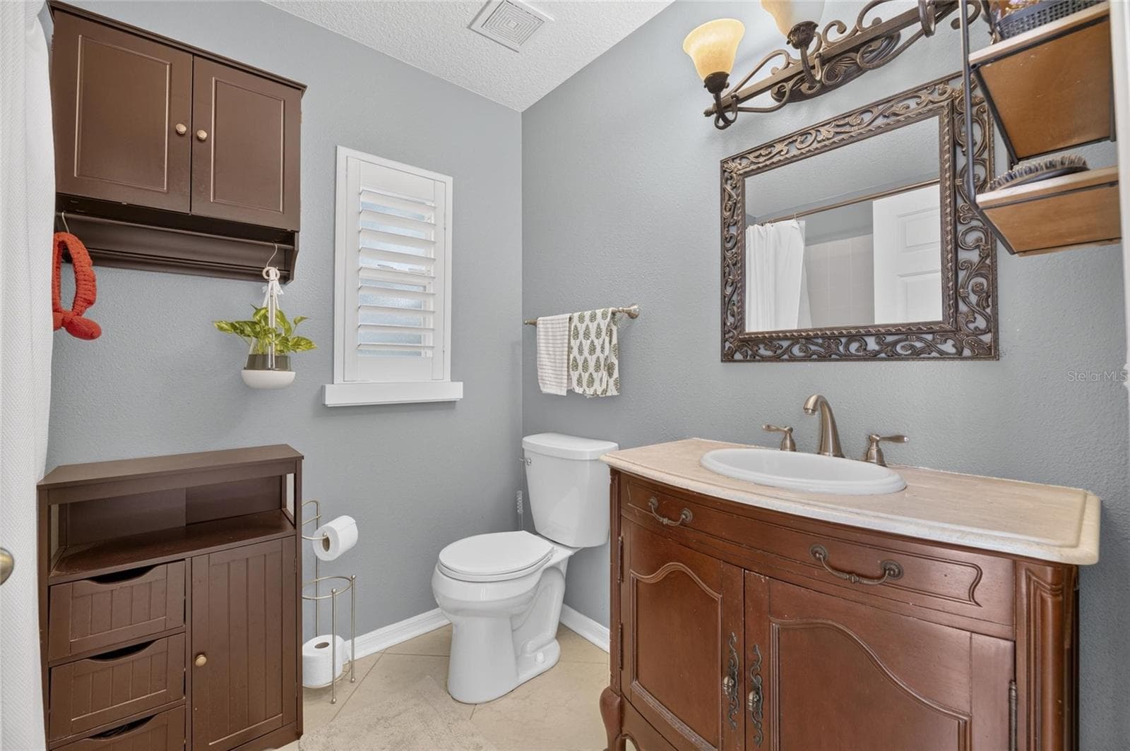 Single Family Residence at 22240 WILLOW LAKES DR, LUTZ, photo 39 of 58