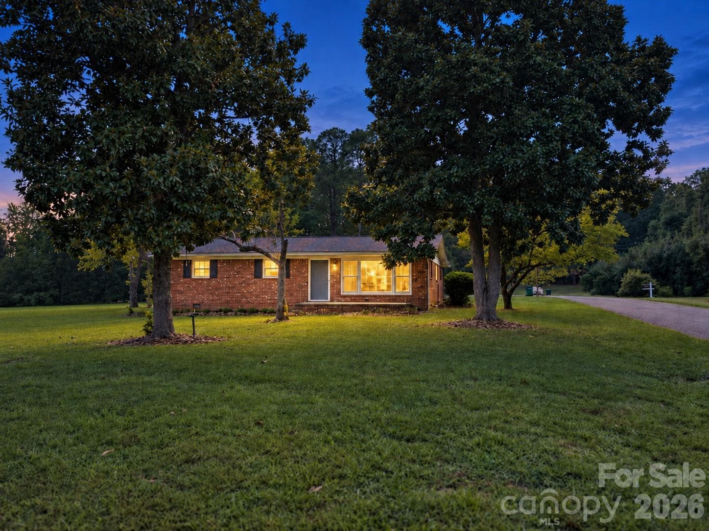 Single Family Residence at 506 Elm Street, Norwood, photo 2 of 31
