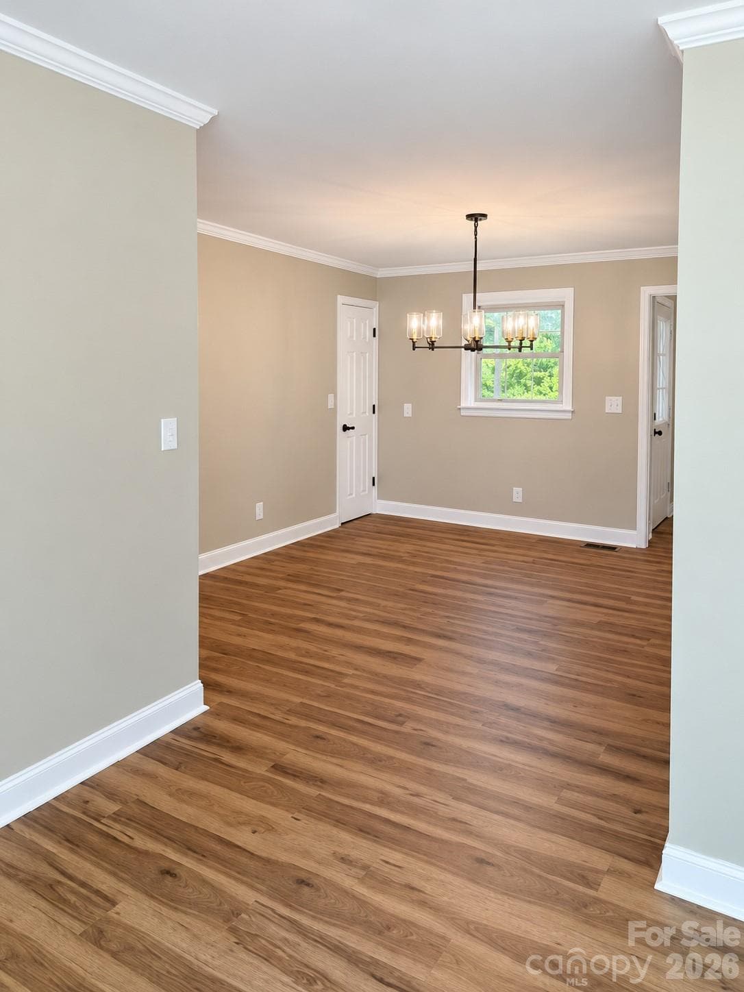 Dining area - 506 Elm Street, Norwood