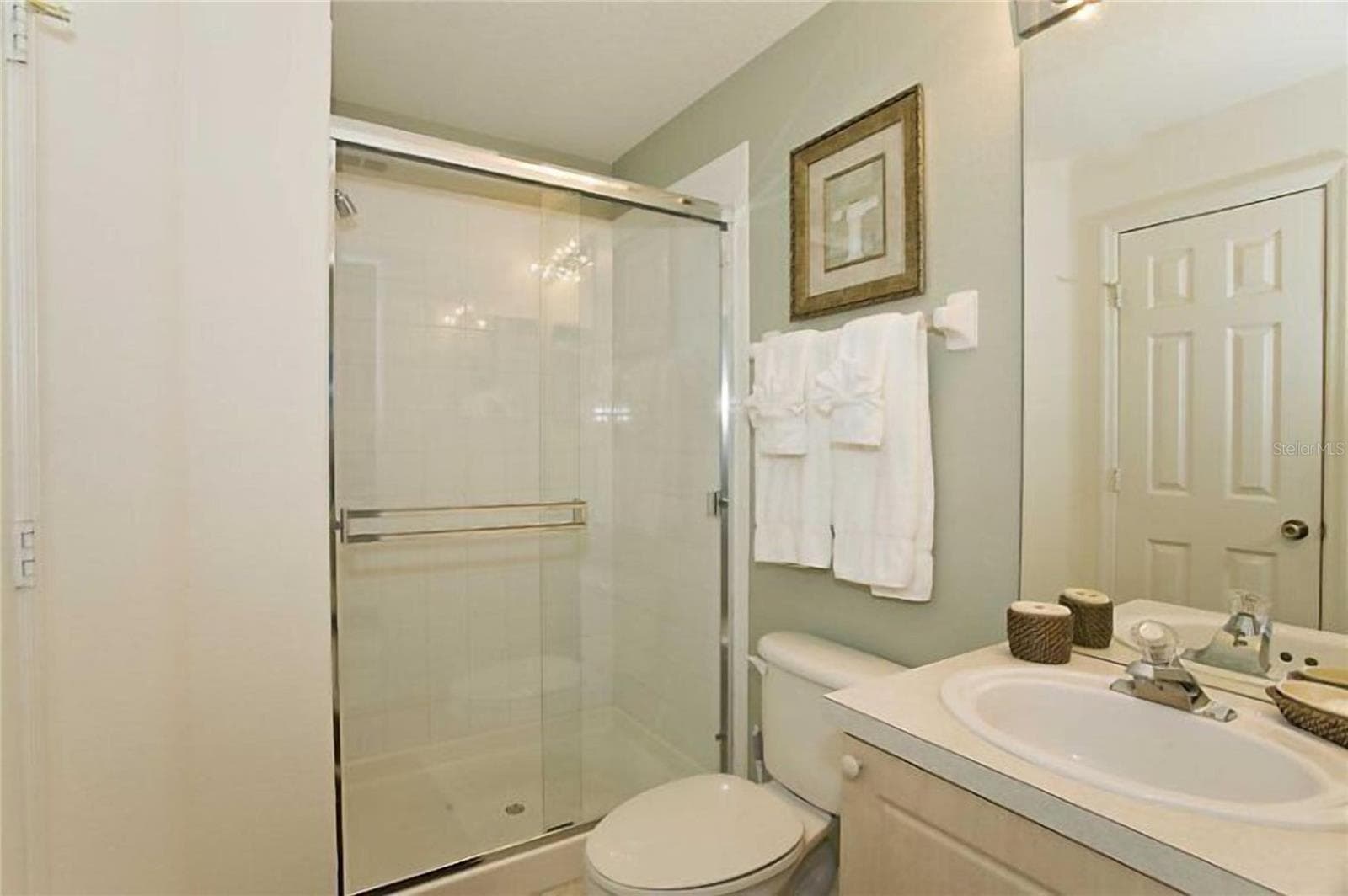 Single Family Residence at 8010 KING PALM CIR, KISSIMMEE, photo 8 of 25