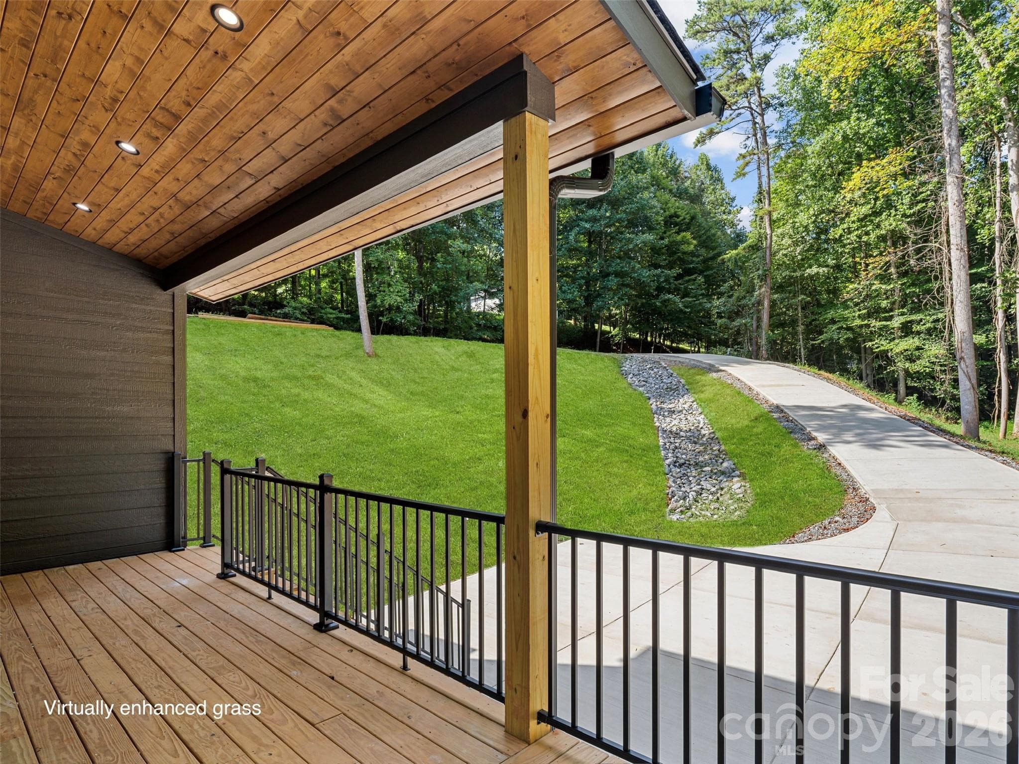 Virtually enhanced grass - 129 Quiet Woods Drive, Leicester