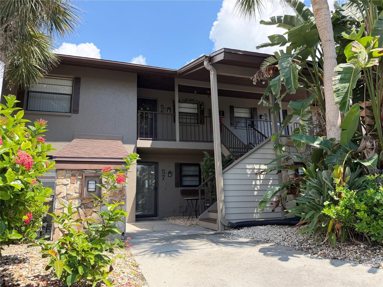 Condominium at 937 CAPRI ISLES BLVD #56, VENICE, photo 3 of 55