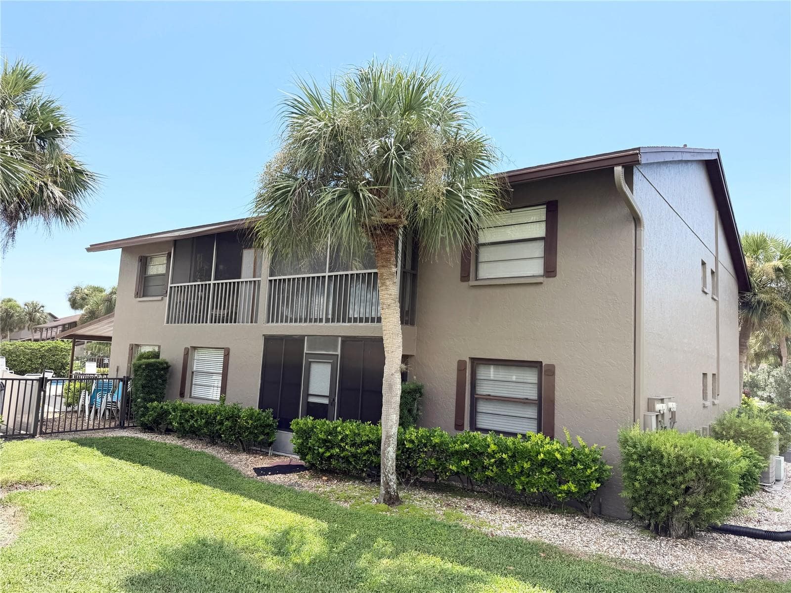 Condominium at 937 CAPRI ISLES BLVD #56, VENICE, photo 40 of 55