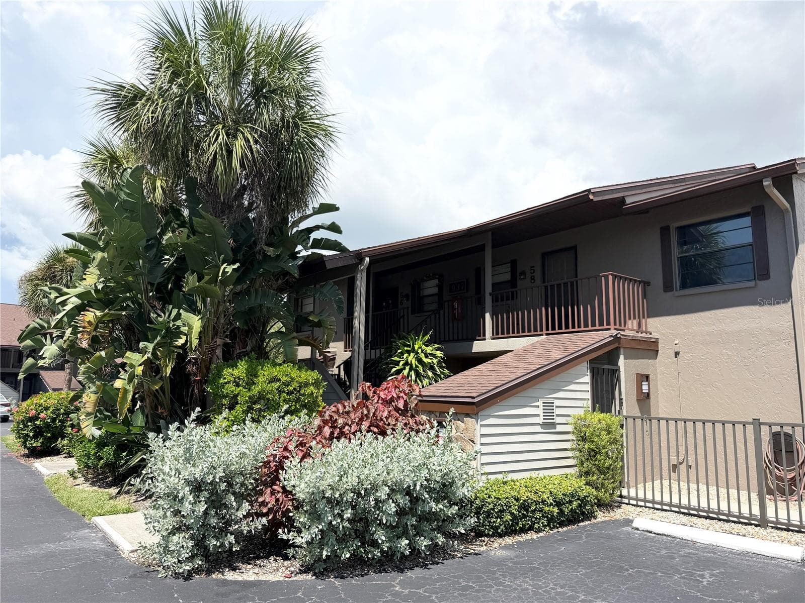 Condominium at 937 CAPRI ISLES BLVD #56, VENICE, photo 41 of 55