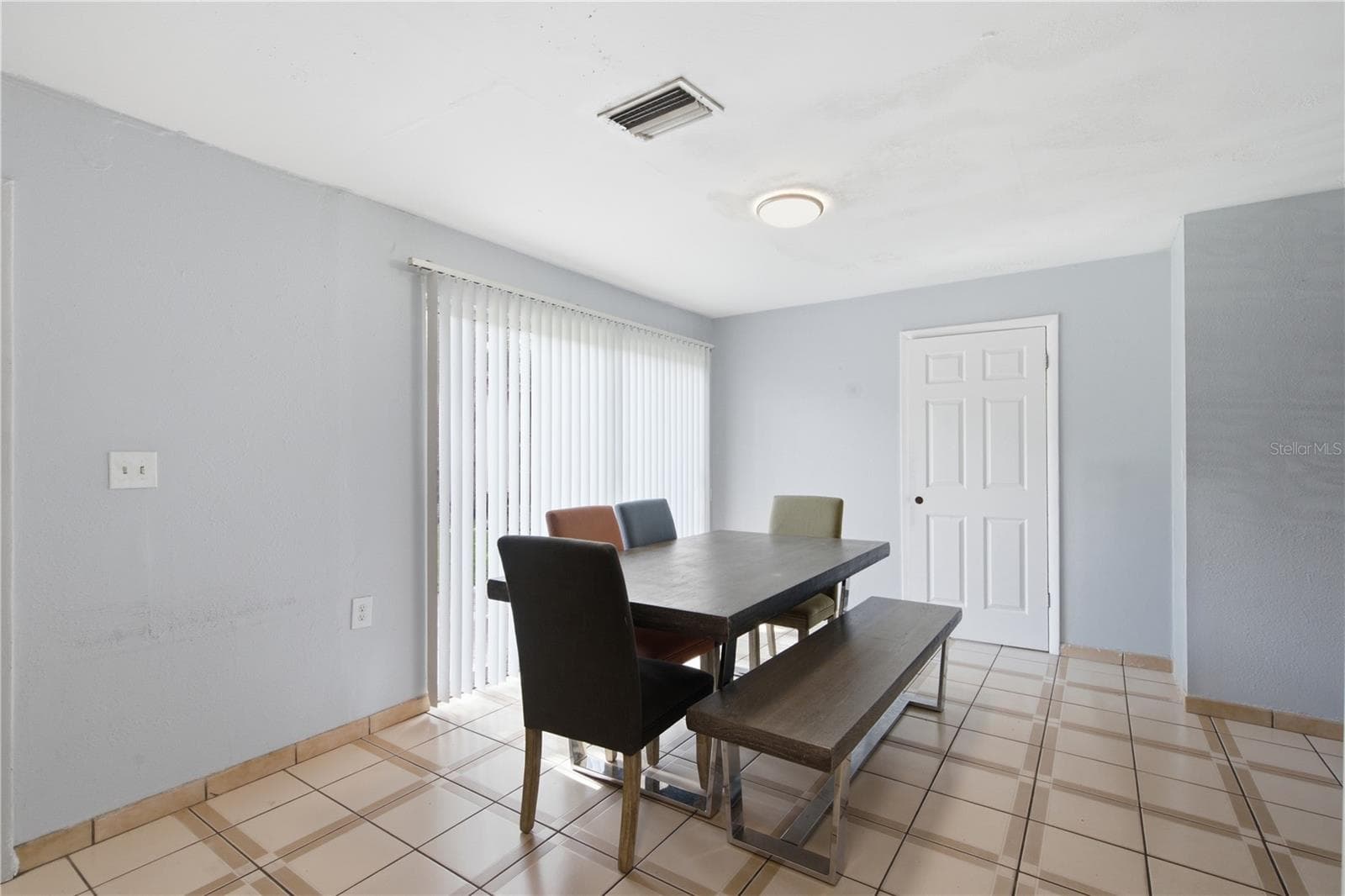 Single Family Residence at 802 PAPAYA DR, TAMPA, photo 24 of 40