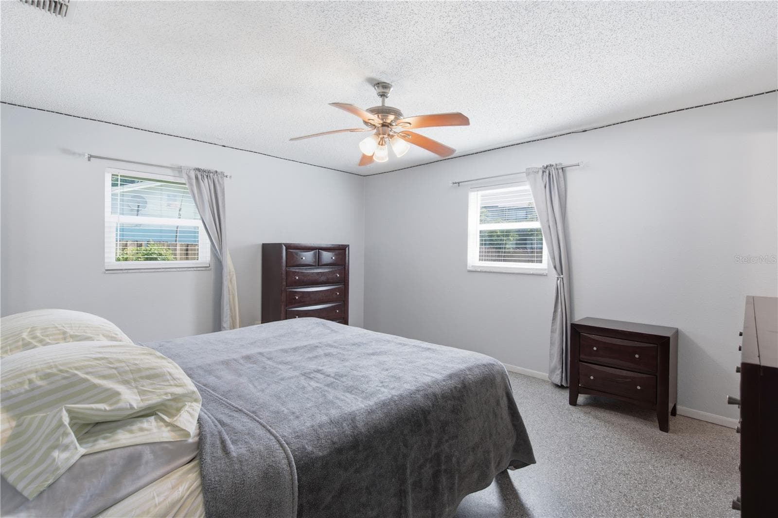 Single Family Residence at 802 PAPAYA DR, TAMPA, photo 30 of 40