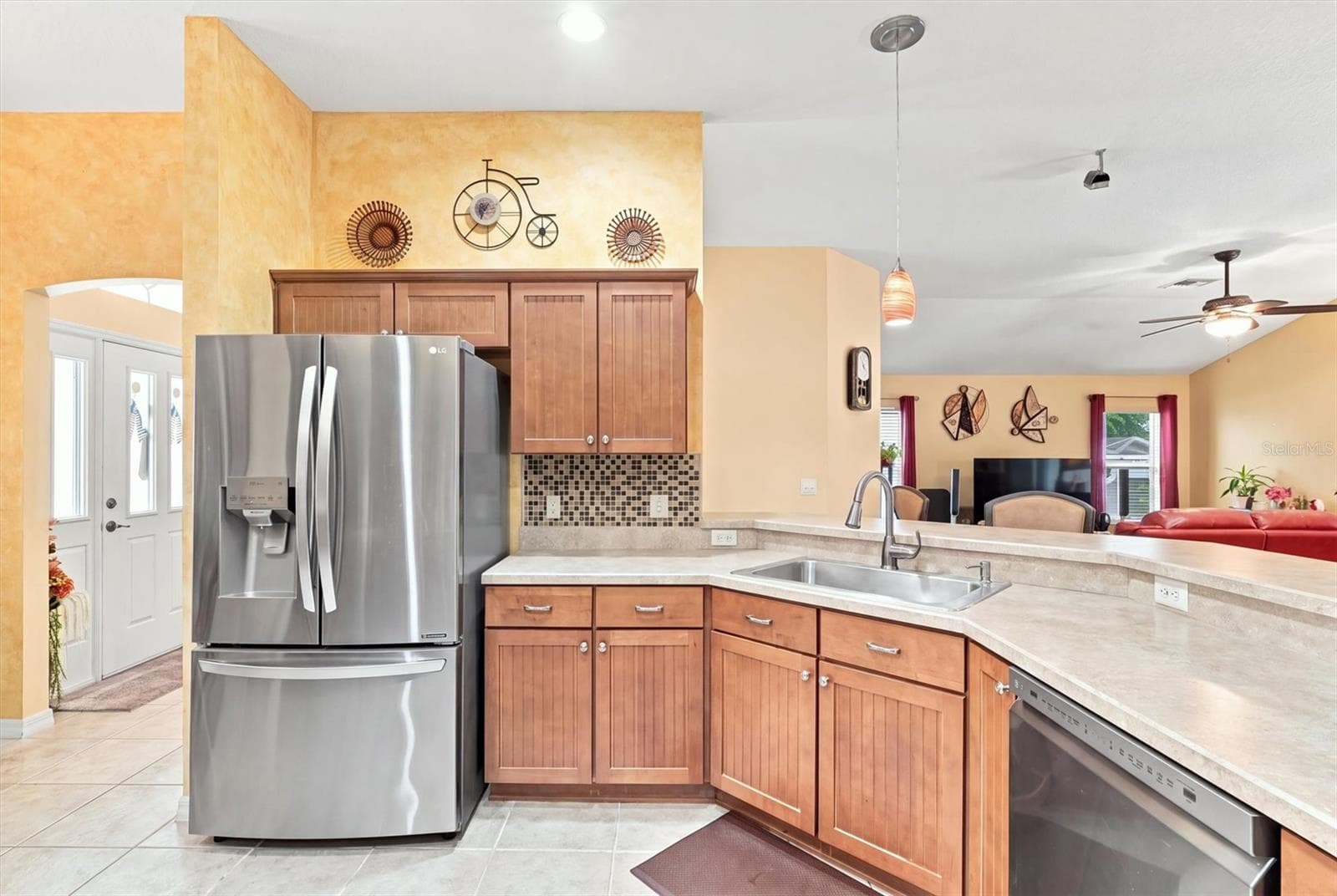 Single Family Residence at 438 TROY LOOP, THE VILLAGES, photo 17 of 73