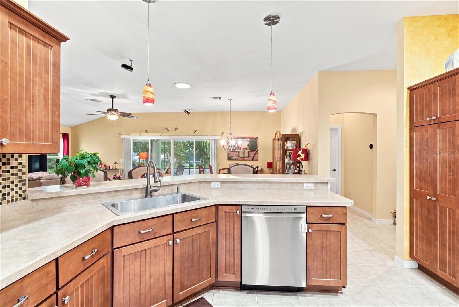 Single Family Residence at 438 TROY LOOP, THE VILLAGES, photo 18 of 73