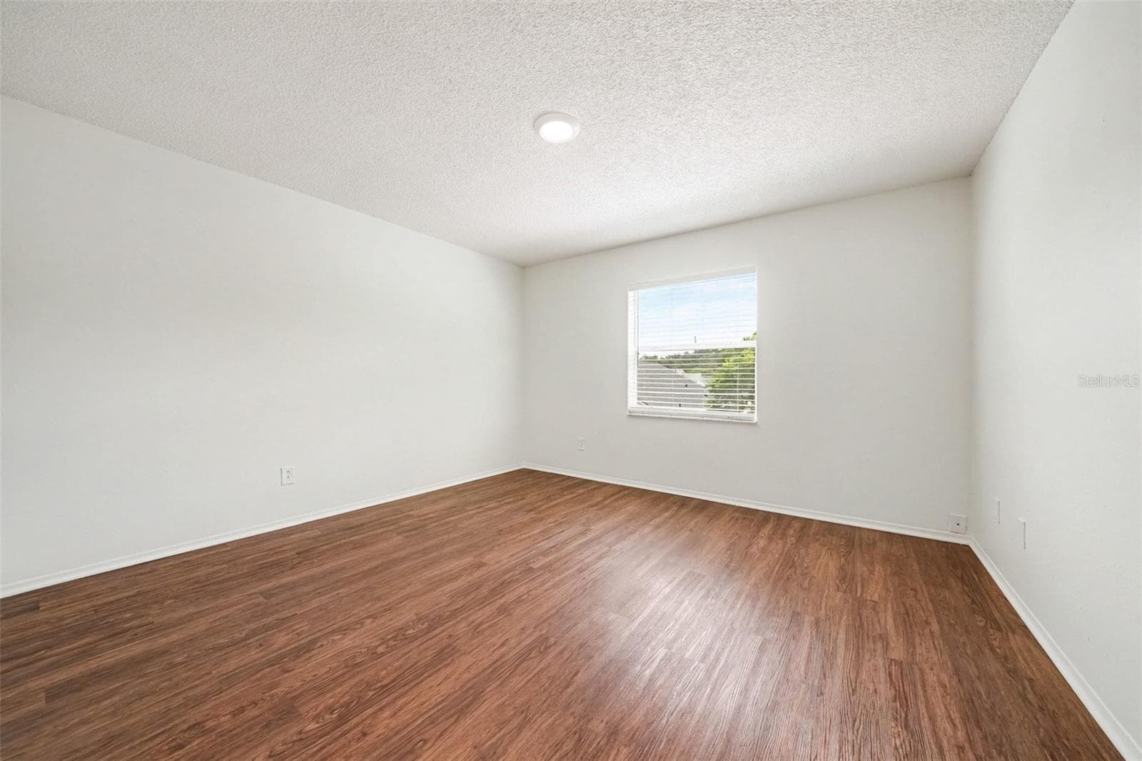 Single Family Residence at 317 MORNING CREEK CIR, APOPKA, photo 15 of 20