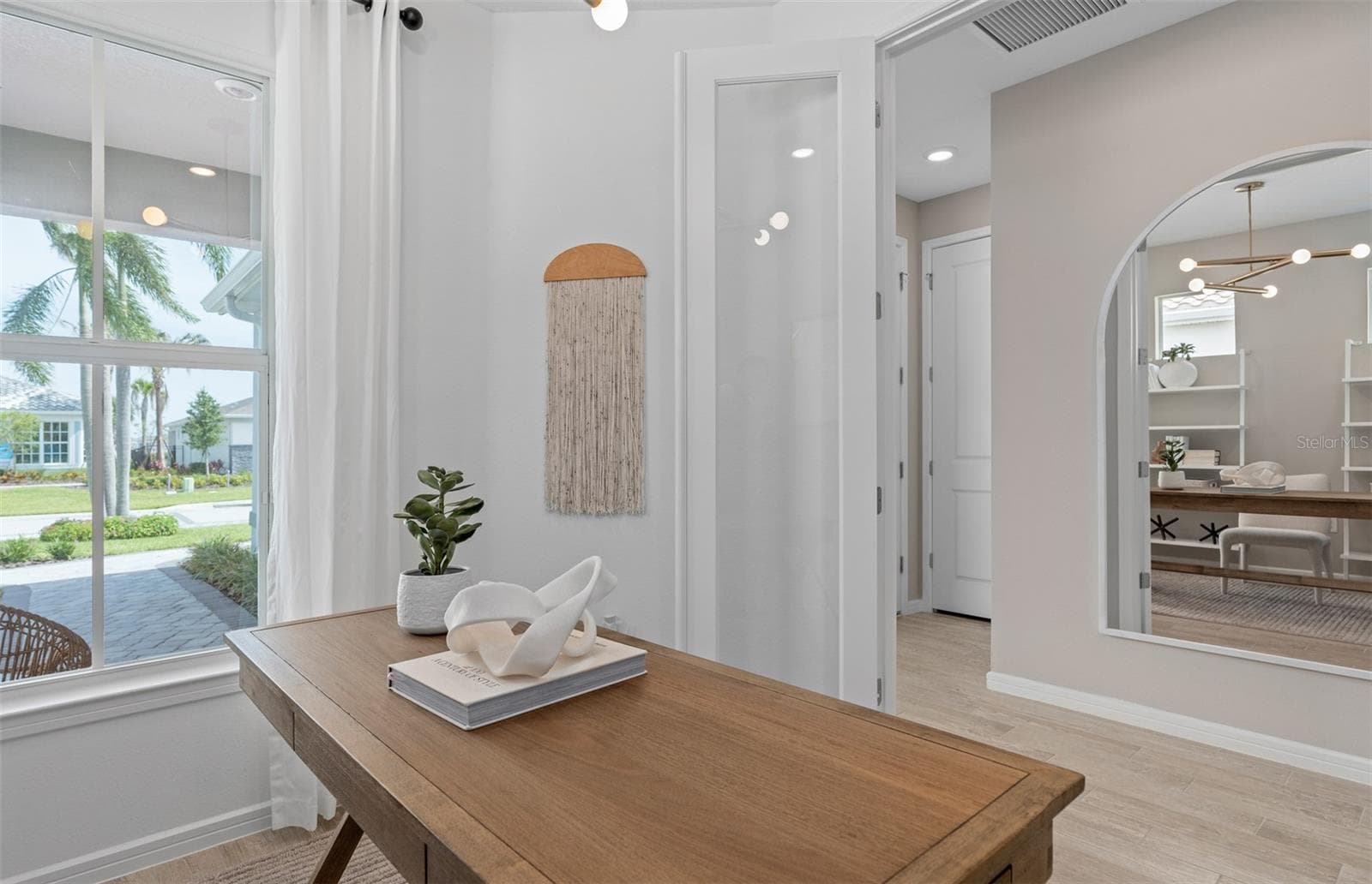 Model Home Design Only. Pictures and furnishings are for illustrative purposes only. Elevations, colors and options may vary. Furniture is for model home staging only. - 6752 SUNRISE COVE DRIVE, CLERMONT