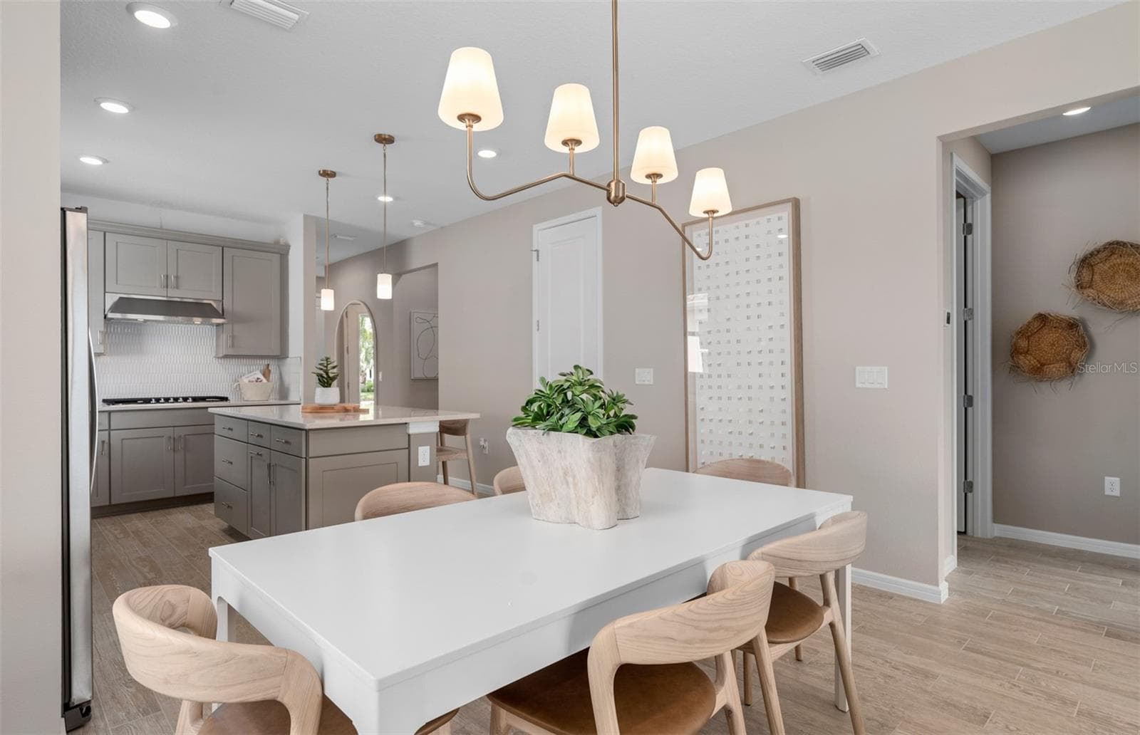Model Home Design Only. Pictures and furnishings are for illustrative purposes only. Elevations, colors and options may vary. Furniture is for model home staging only. - 6752 SUNRISE COVE DRIVE, CLERMONT