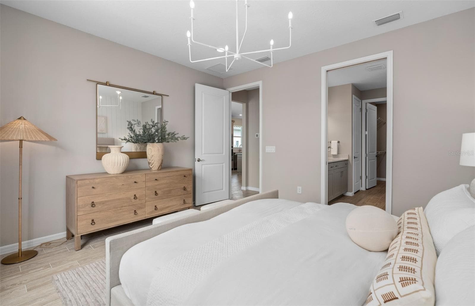 Model Home Design Only. Pictures and furnishings are for illustrative purposes only. Elevations, colors and options may vary. Furniture is for model home staging only. - 6752 SUNRISE COVE DRIVE, CLERMONT