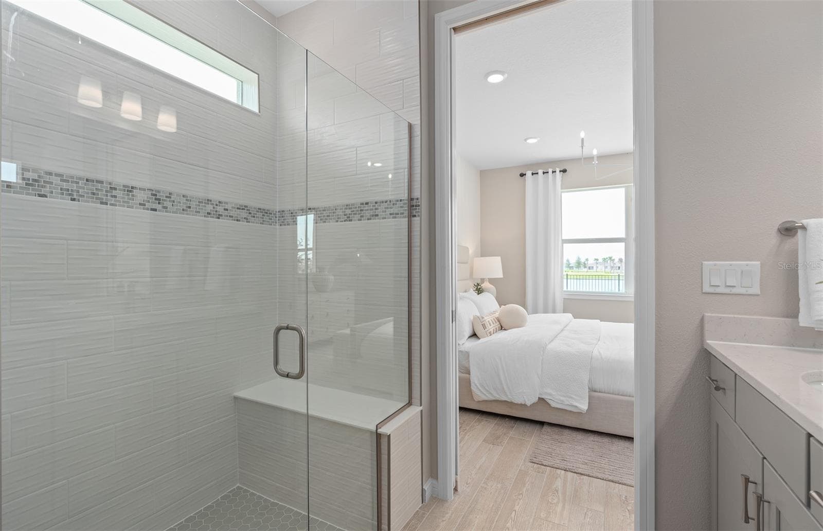 Model Home Design Only. Pictures and furnishings are for illustrative purposes only. Elevations, colors and options may vary. Furniture is for model home staging only. - 6752 SUNRISE COVE DRIVE, CLERMONT