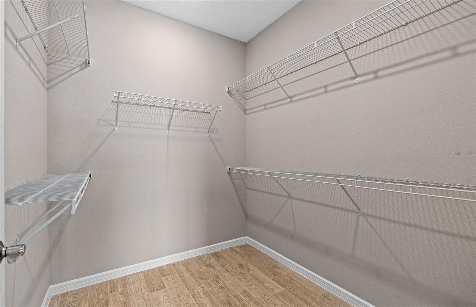 Model Home Design Only. Pictures and furnishings are for illustrative purposes only. Elevations, colors and options may vary. Furniture is for model home staging only. - 6752 SUNRISE COVE DRIVE, CLERMONT
