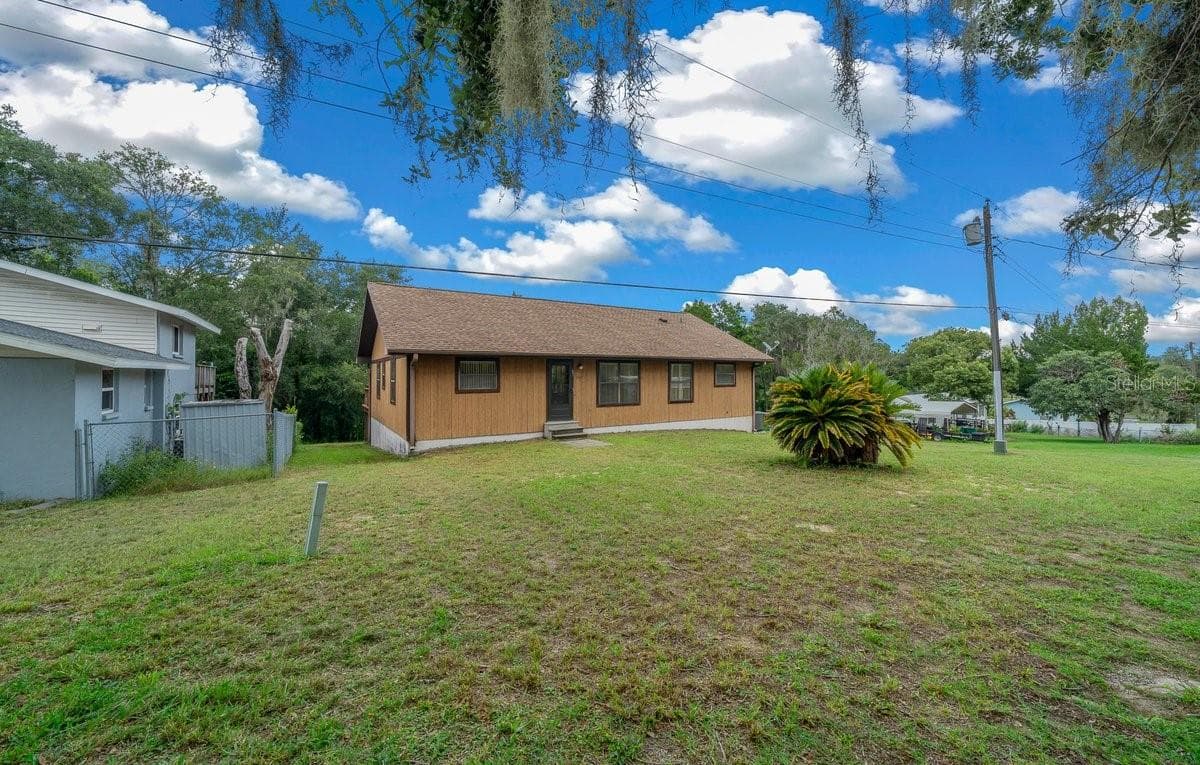 Single Family Residence at 3561 W HILLTOP LN, DUNNELLON, photo 3 of 45