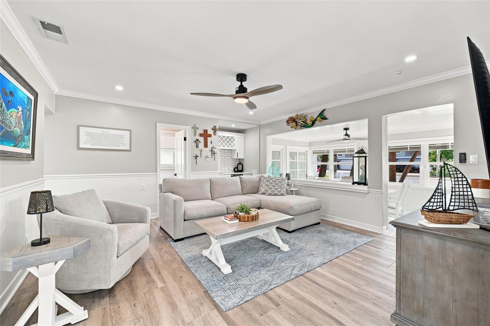 Single Family Residence at 2706 GULF BLVD, INDIAN ROCKS BEACH, photo 13 of 62