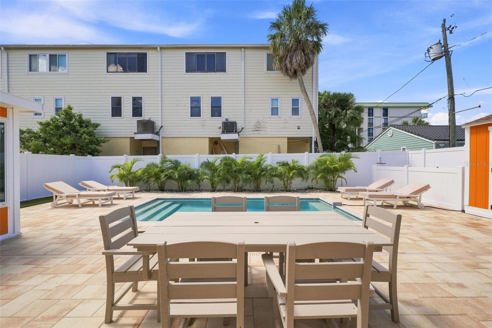 Single Family Residence at 2706 GULF BLVD, INDIAN ROCKS BEACH, photo 43 of 62