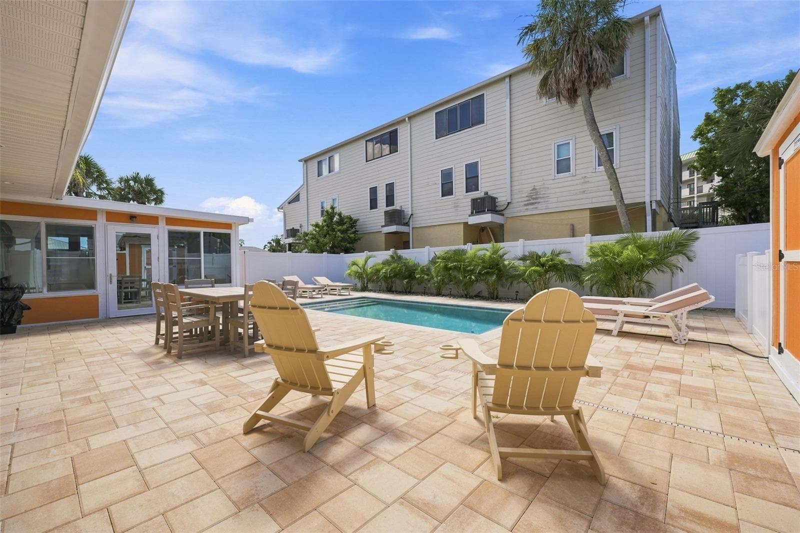 Single Family Residence at 2706 GULF BLVD, INDIAN ROCKS BEACH, photo 47 of 62