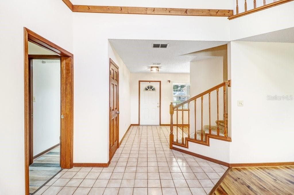Great Room/Family Room looking back to Front Door - 13108 LILITA AVE, DOVER