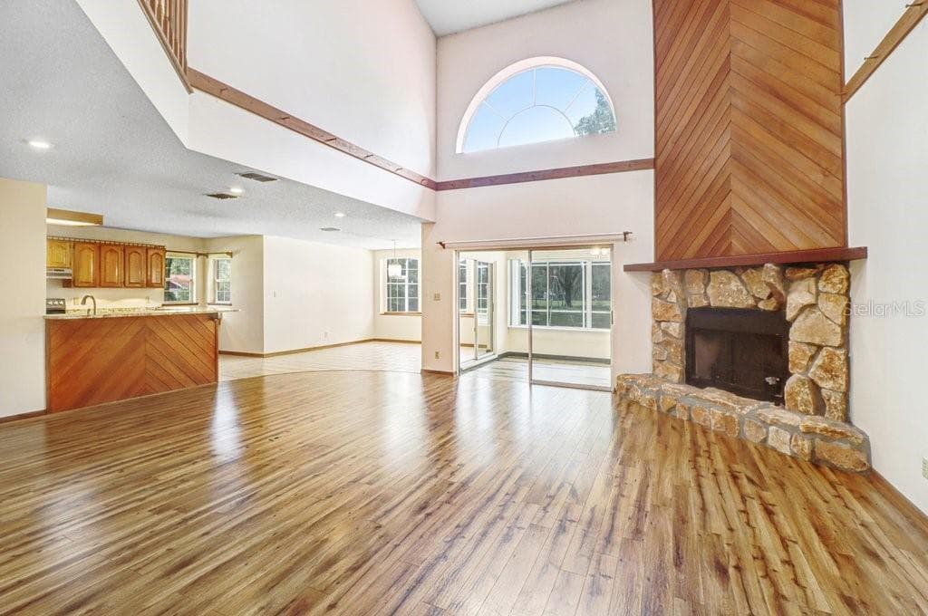 So much space! - 13108 LILITA AVE, DOVER