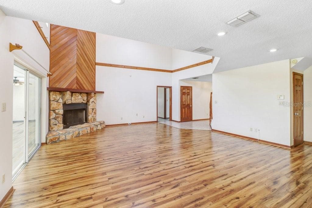 Family Room/Great Room - 13108 LILITA AVE, DOVER