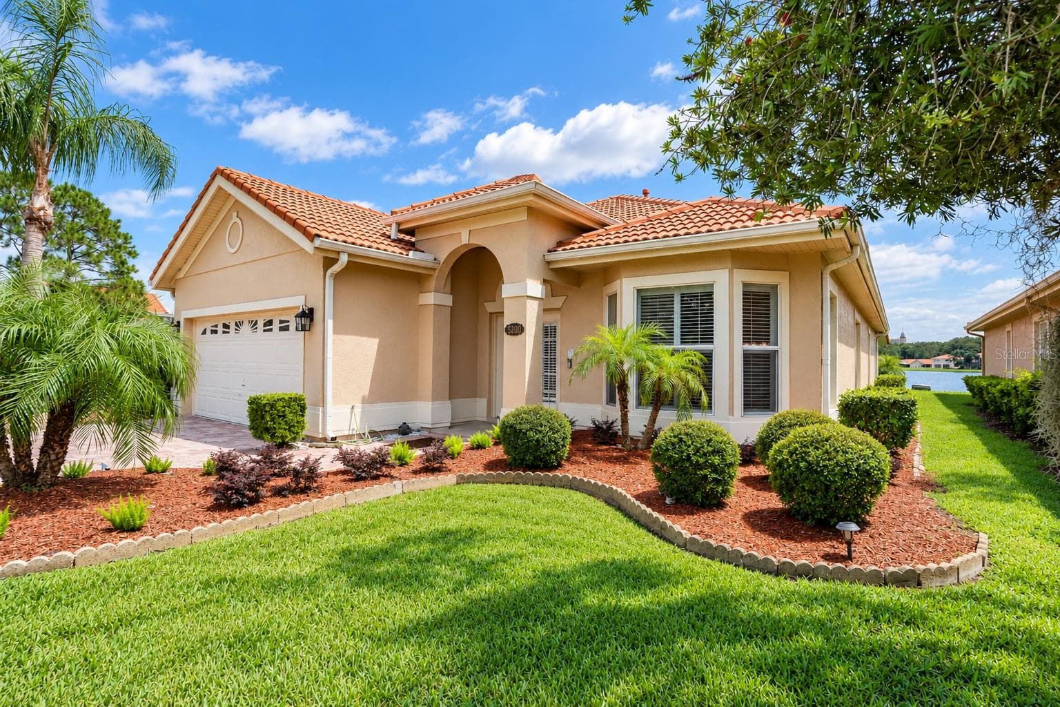 Single Family Residence at 5200 WATERVISTA DR, ORLANDO, photo 2 of 36