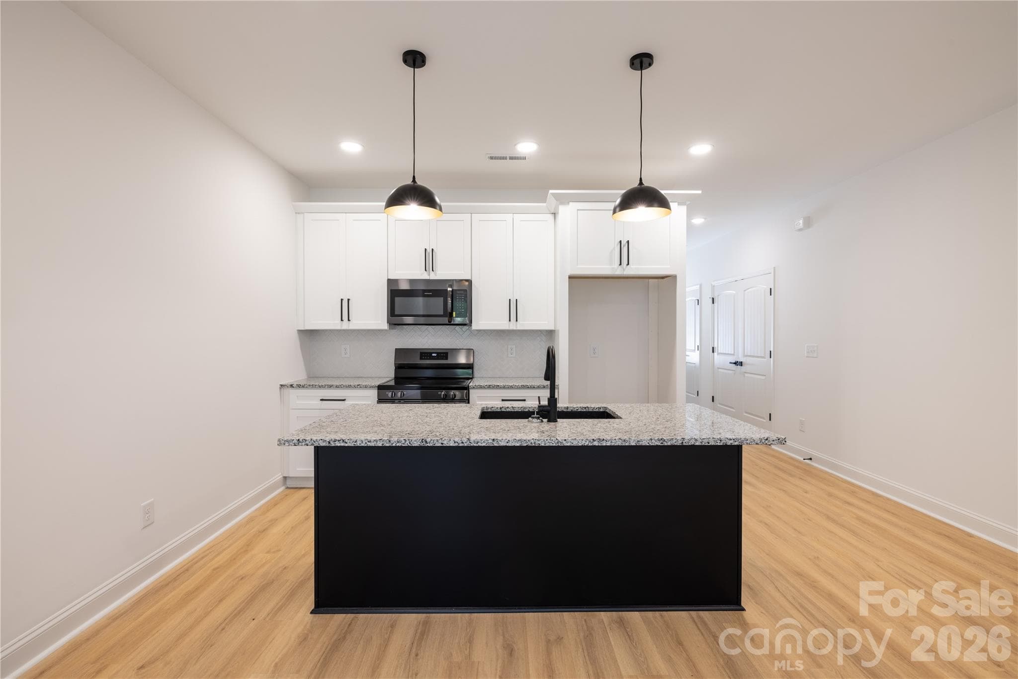 Single Family Residence at 123 Chapel Hill Drive, Troy, photo 7 of 33