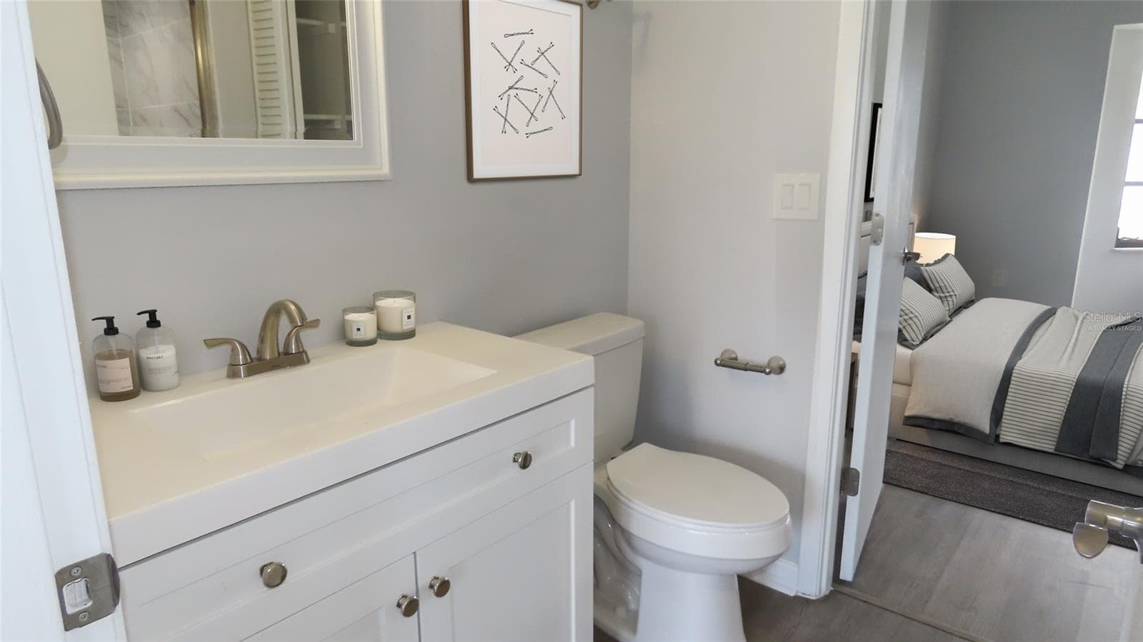 Virtually staged - guest bath - 807 NECTAR RD, VENICE