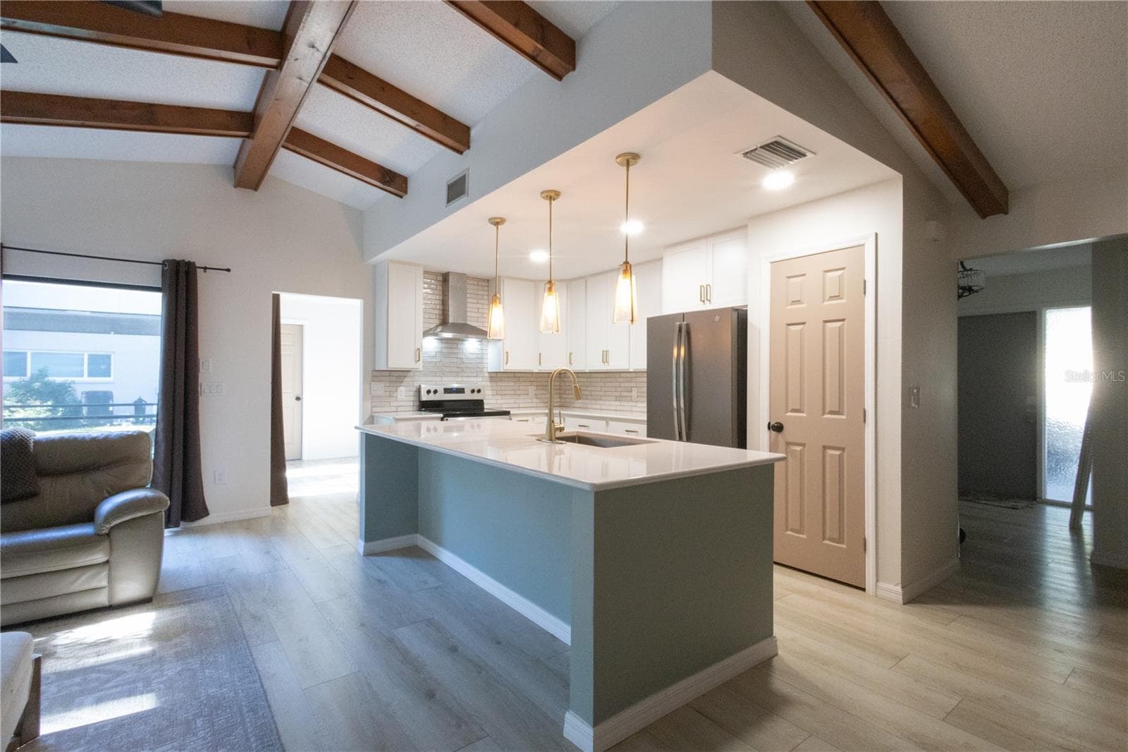 Single Family Residence at 19 HOLLYHOCK CT, HOMOSASSA, photo 16 of 64