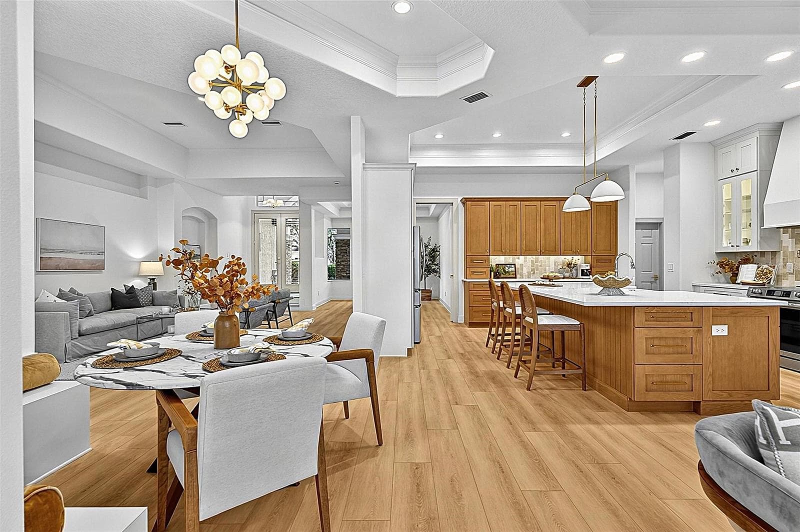 Spectacular Kitchen, cozy breakfast nook and family room - 17 GRANDVIEW DR, PALM COAST