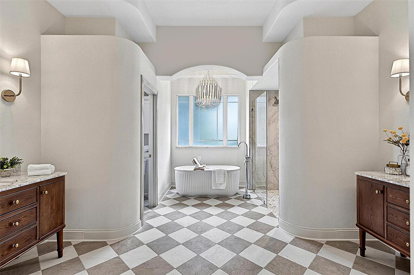 Looking like an upscale magazine, this formal Master Bath gives all the spa vibes - 17 GRANDVIEW DR, PALM COAST