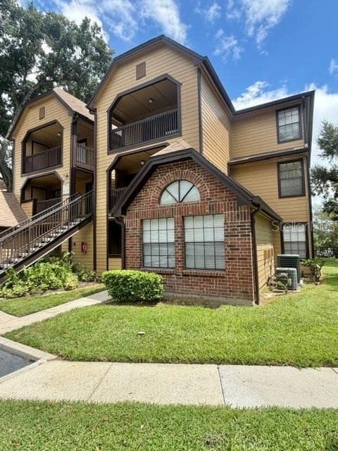 Condominium at 375 LAKE ONTARIO CT #102, ALTAMONTE SPRINGS, photo 2 of 18
