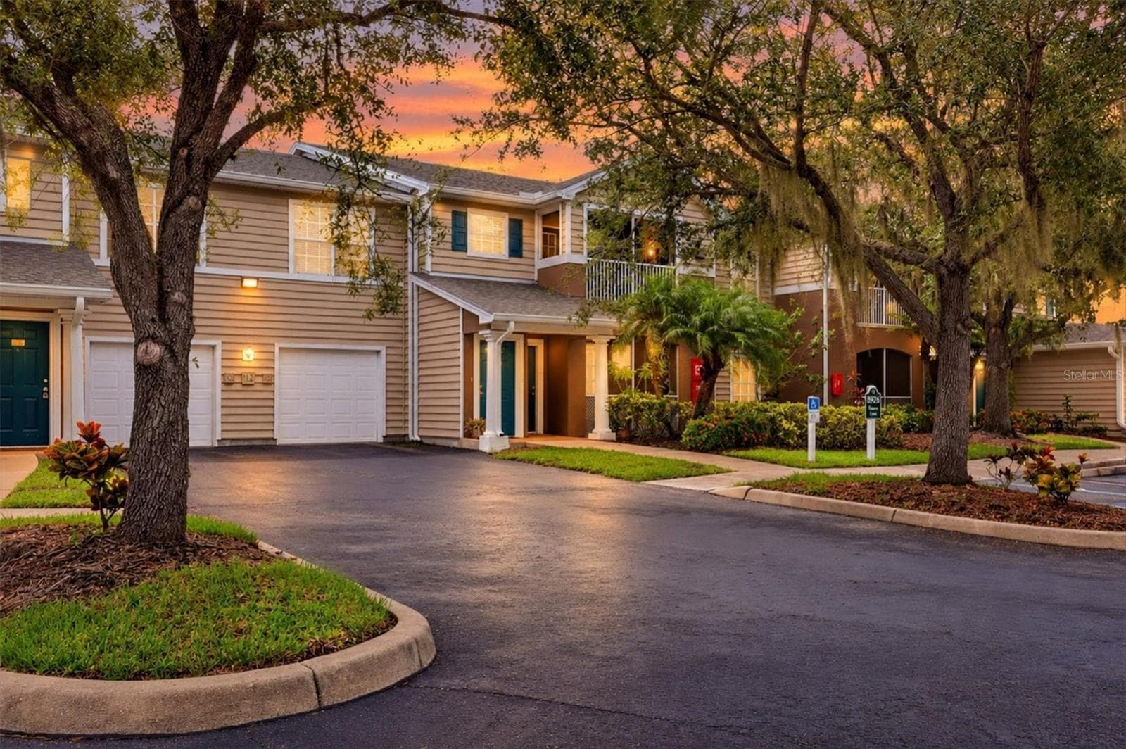 8926 MANOR LOOP #103