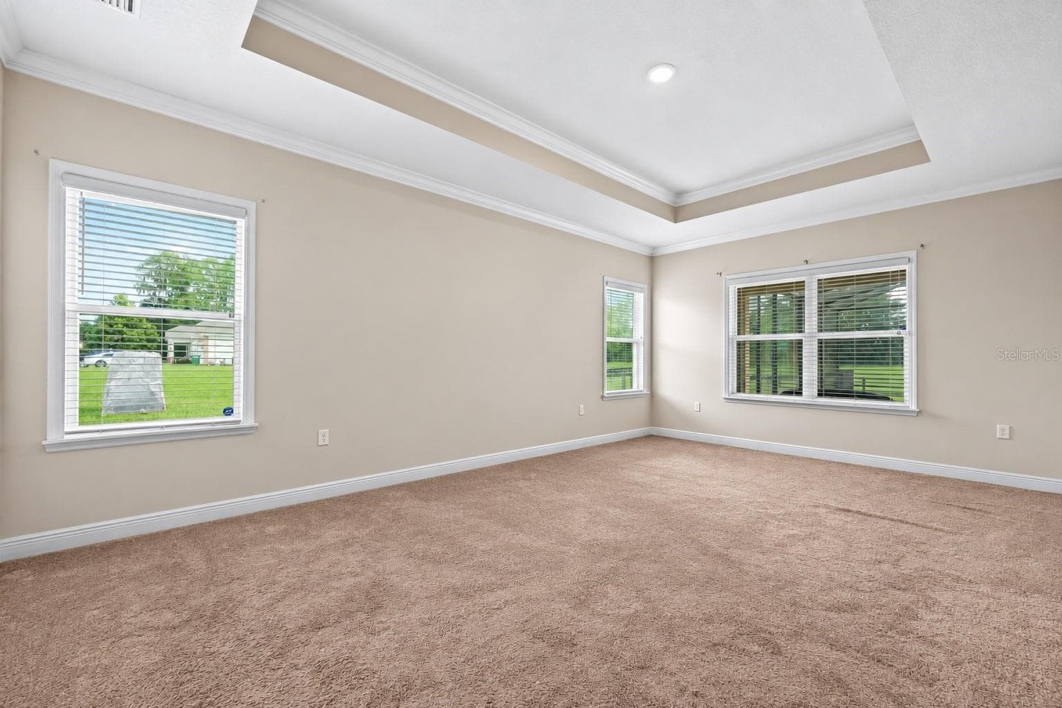 Owner's Suite - 5615 SW 215TH TER, NEWBERRY