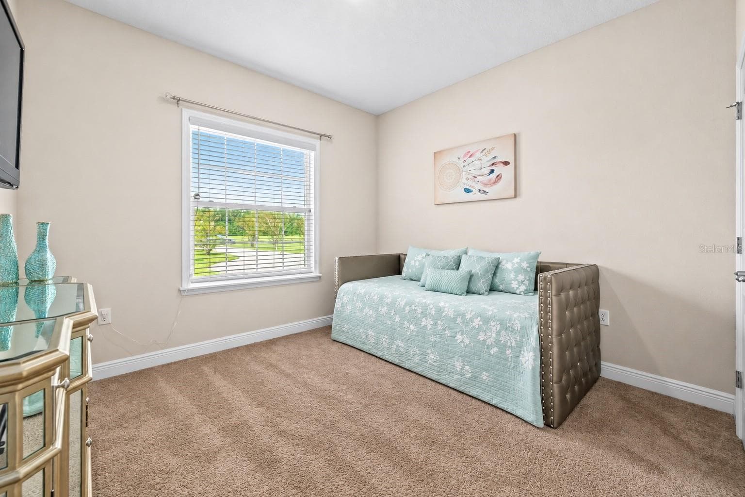 Front Guest bedroom - 5615 SW 215TH TER, NEWBERRY