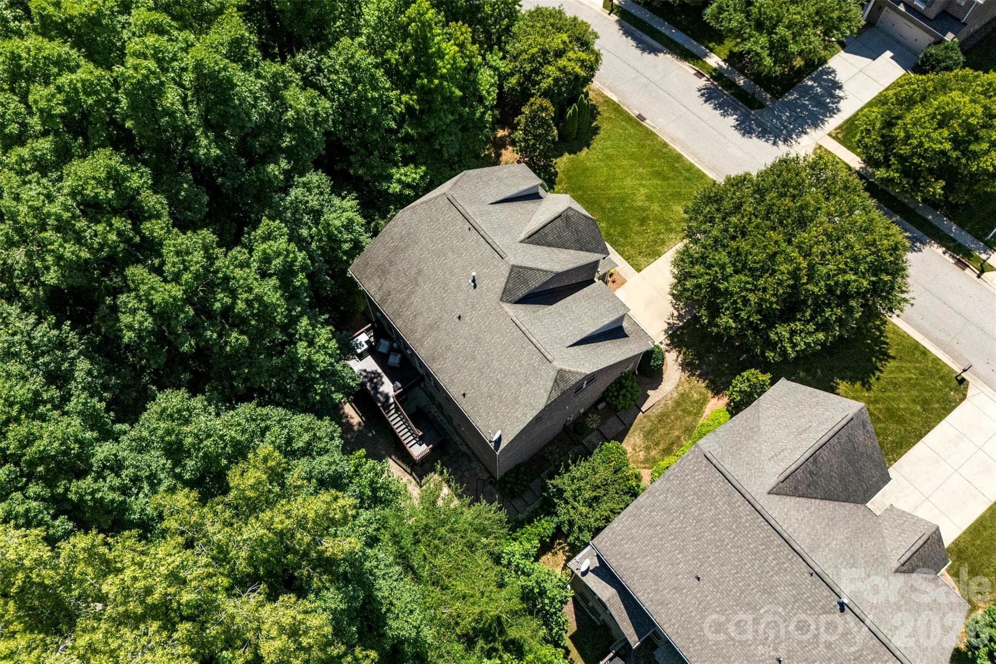 Single Family Residence at 968 Rock Forest Way, Indian Land, photo 2 of 48