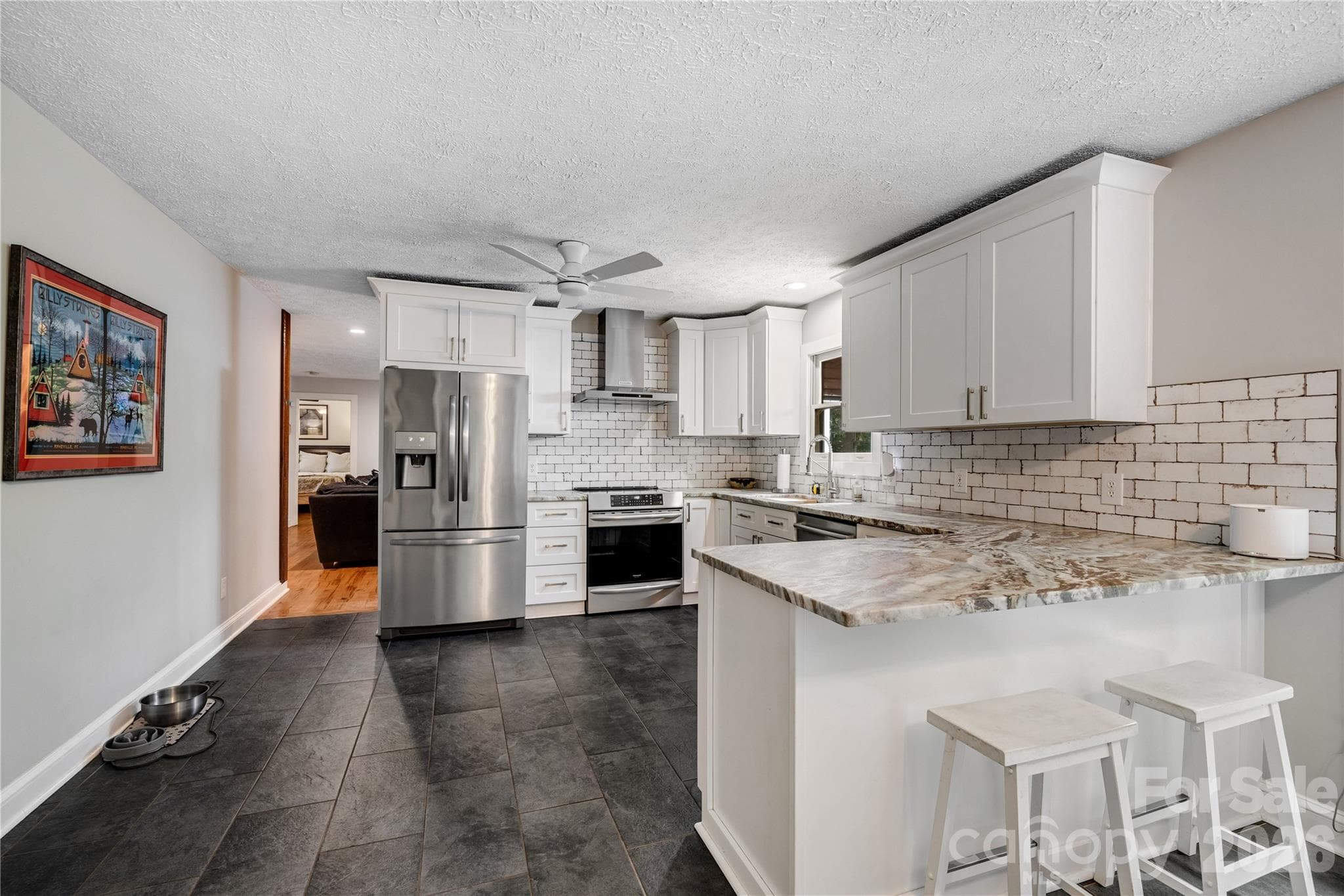 Single Family Residence at 160 Palomino Trail, Mount Holly, photo 13 of 48