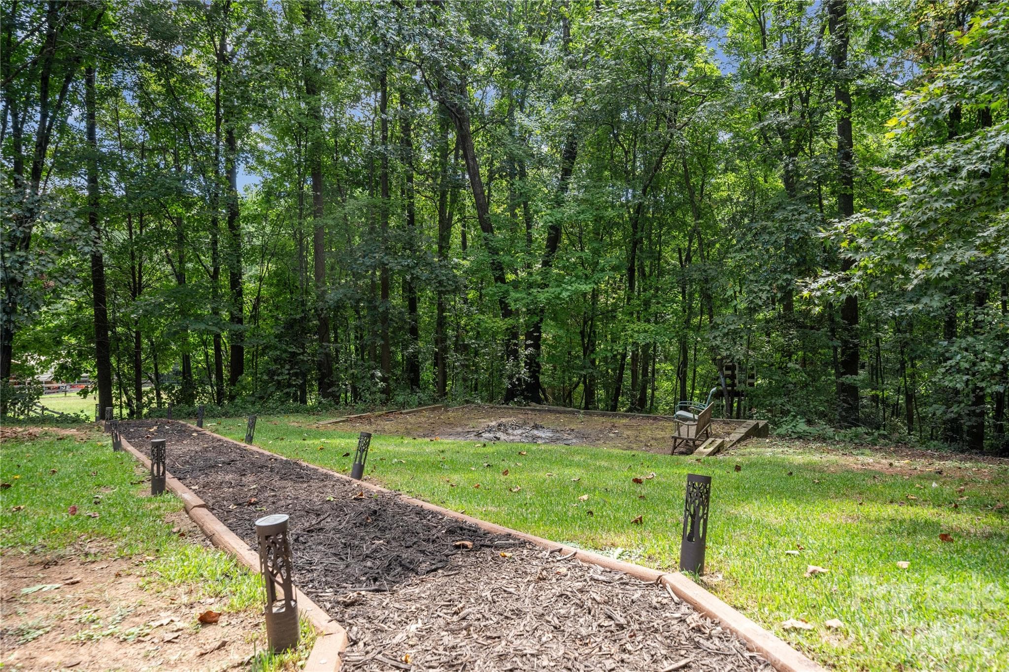 Single Family Residence at 160 Palomino Trail, Mount Holly, photo 27 of 48