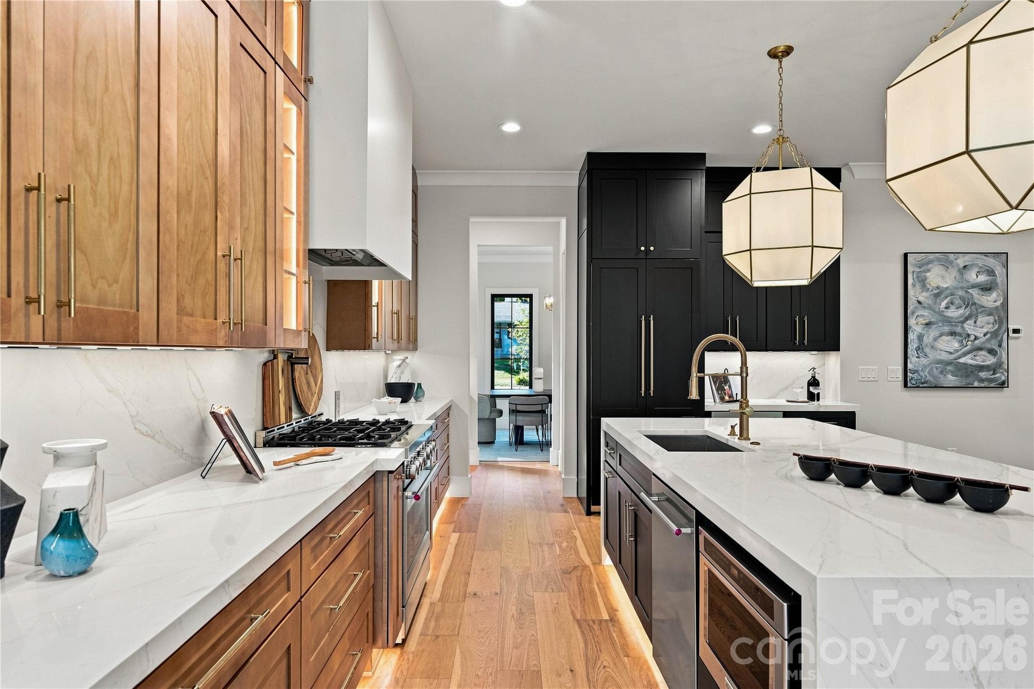 Single Family Residence at 4647 General Pershing Drive, Charlotte, photo 16 of 48