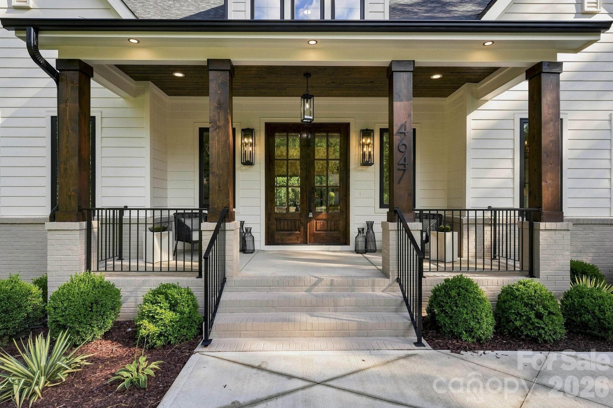 Single Family Residence at 4647 General Pershing Drive, Charlotte, photo 5 of 48