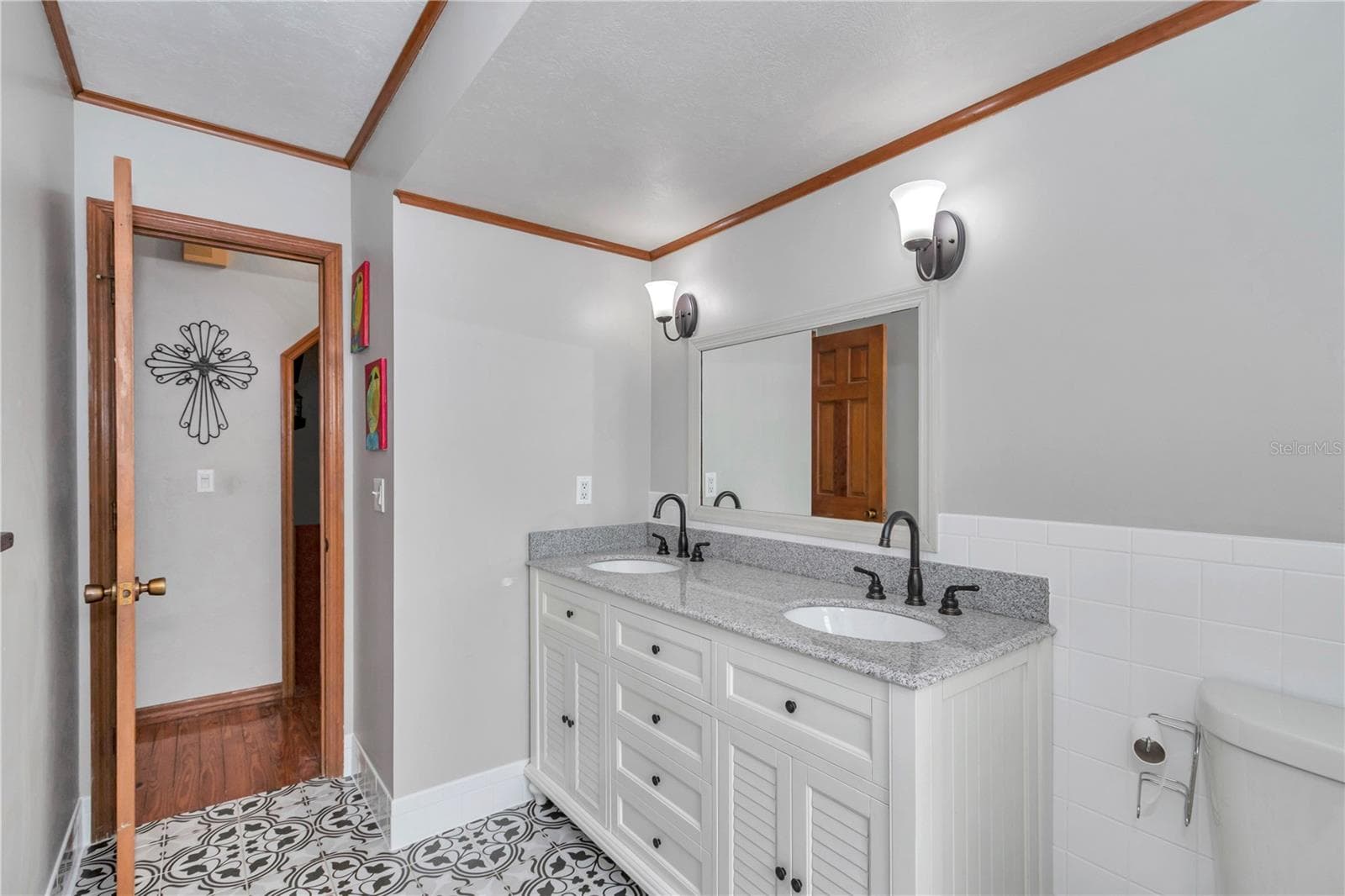 Guest Bathroom 1 (1st floor) - 538 SW 45TH ST, OCALA
