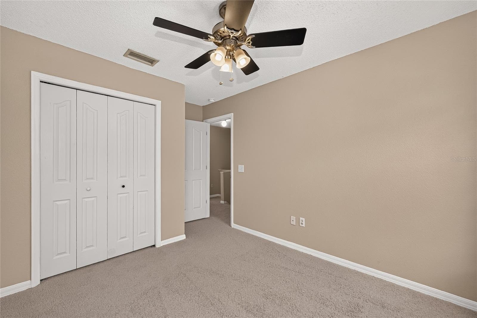 Townhouse at 4319 DEERMONT CIR, TAMPA, photo 21 of 33