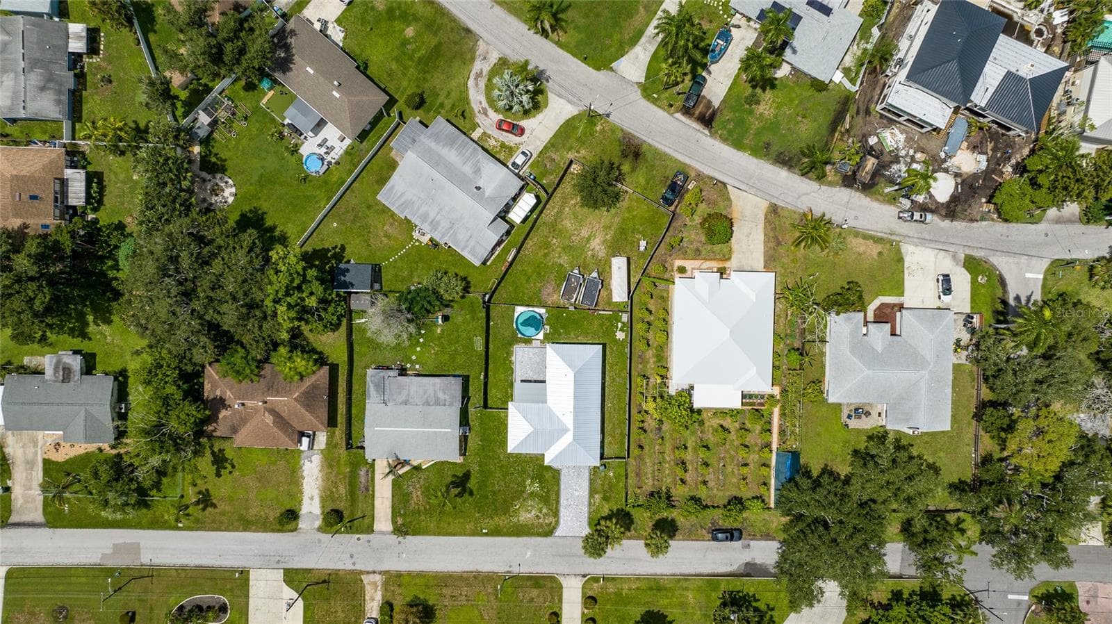 Single Family Residence at 216 24TH ST NE, BRADENTON, photo 20 of 23