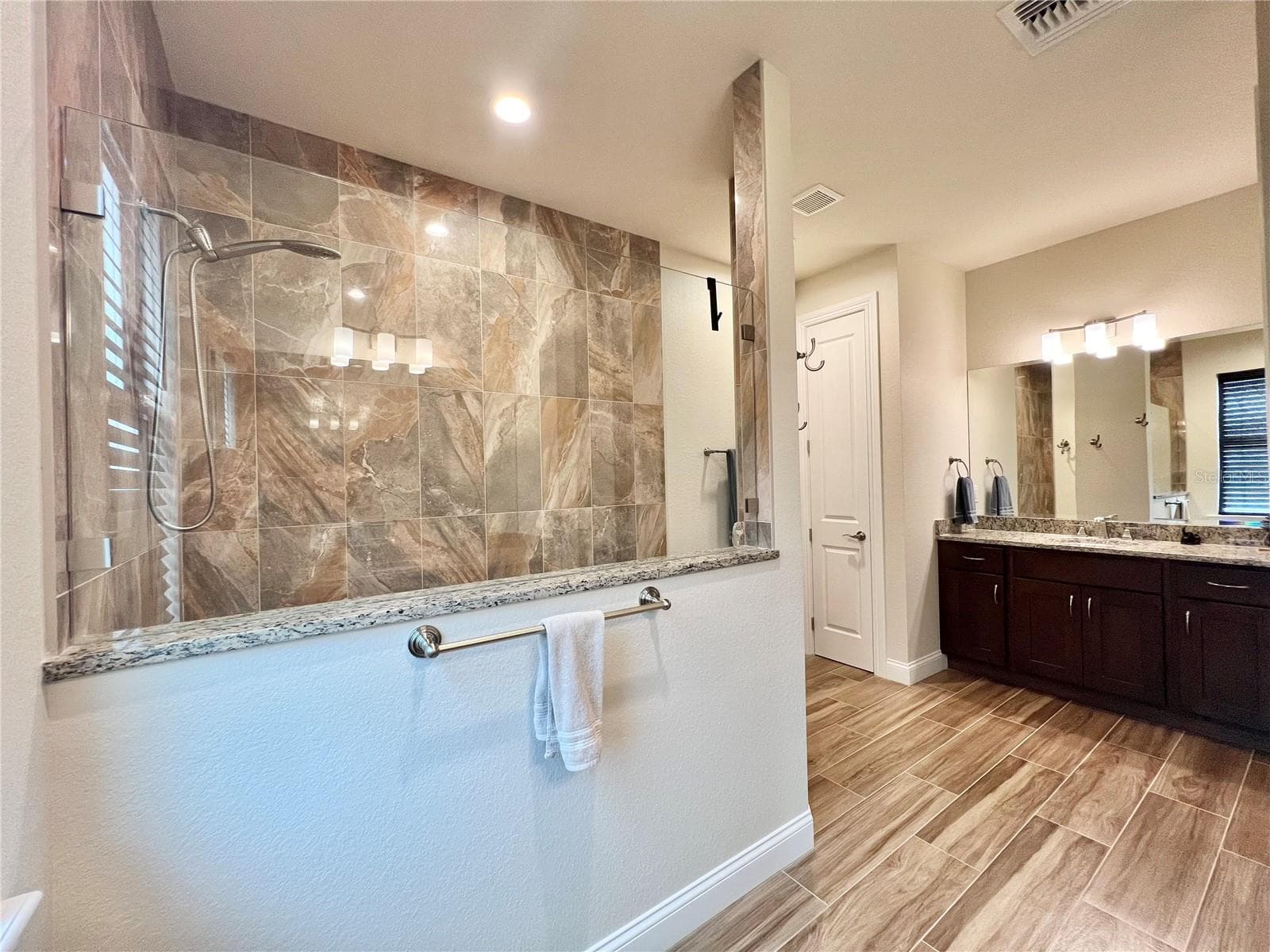 Single Family Residence at 3937 BAL HARBOR BLVD, PUNTA GORDA, photo 19 of 45