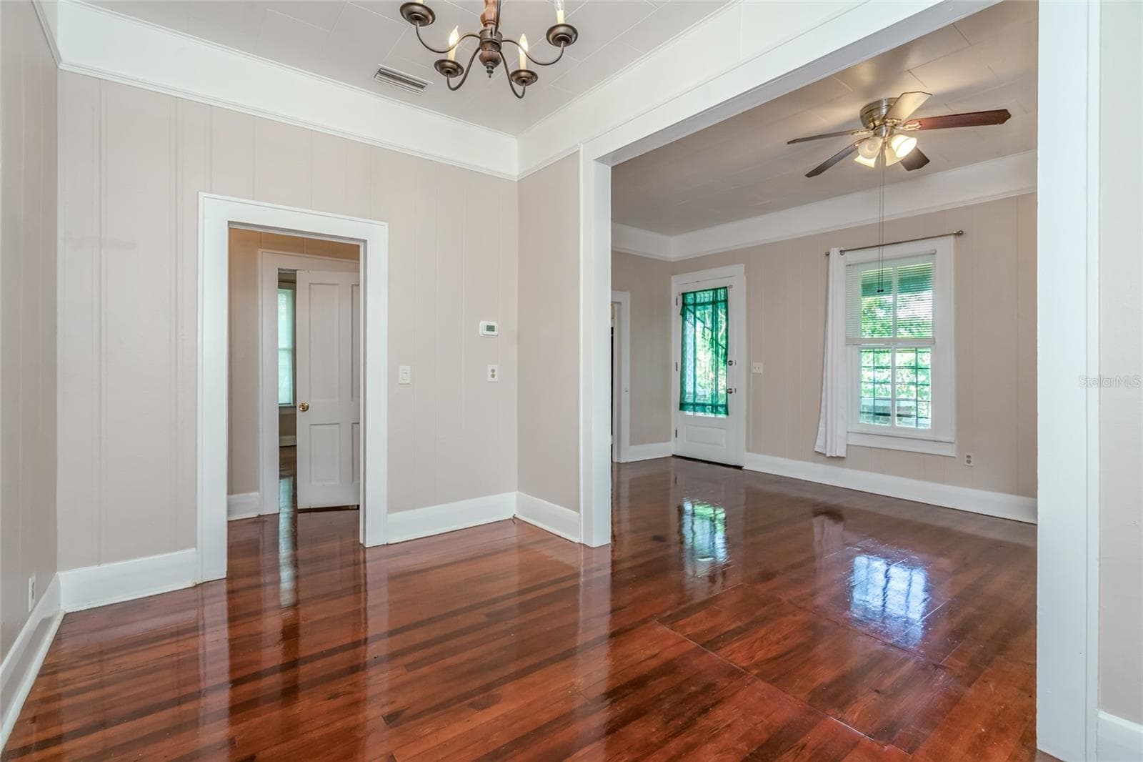 Single Family Residence at 4109 N SUWANEE AVE, TAMPA, photo 9 of 40