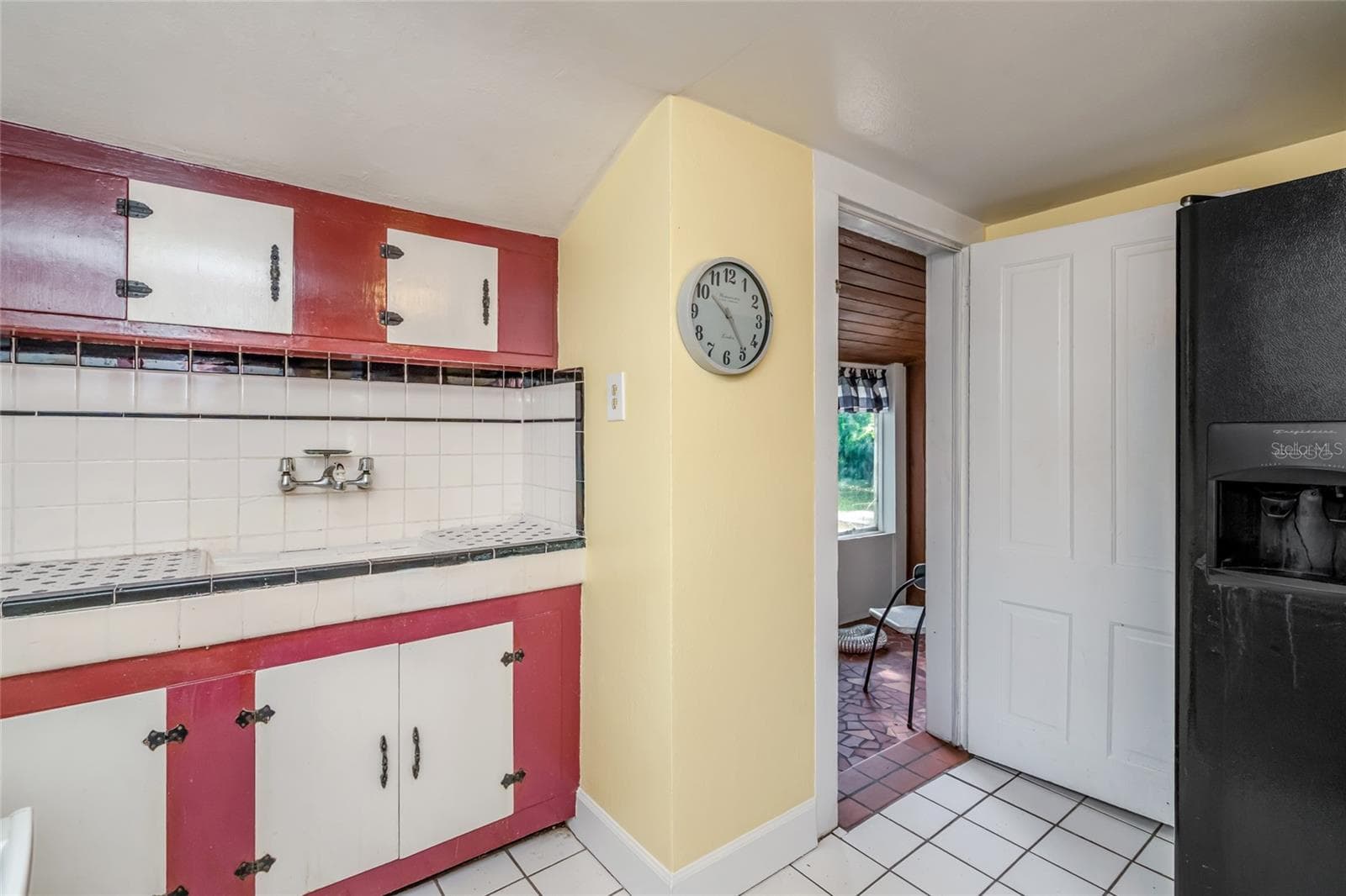 Single Family Residence at 4109 N SUWANEE AVE, TAMPA, photo 13 of 40
