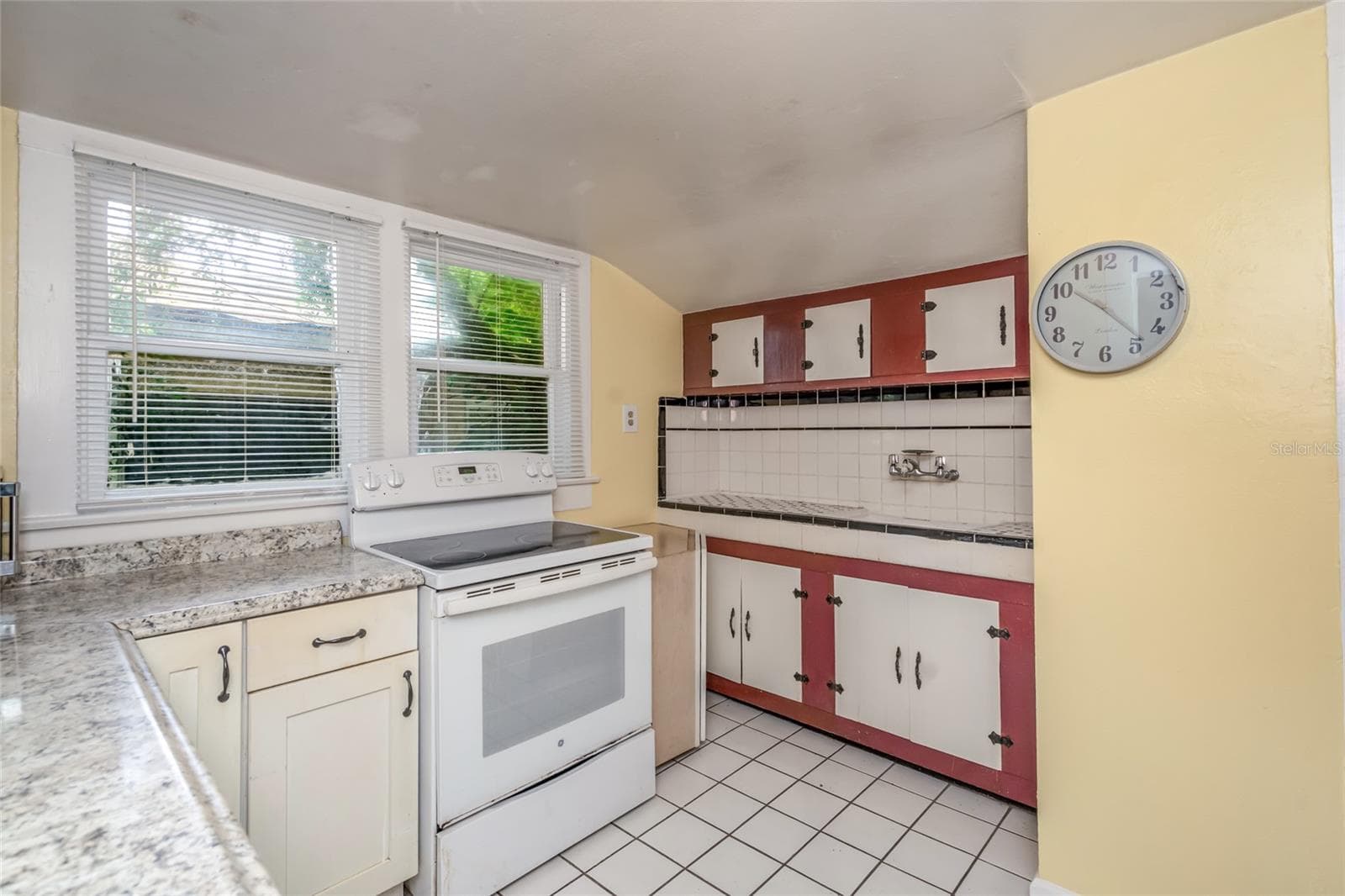 Single Family Residence at 4109 N SUWANEE AVE, TAMPA, photo 17 of 40